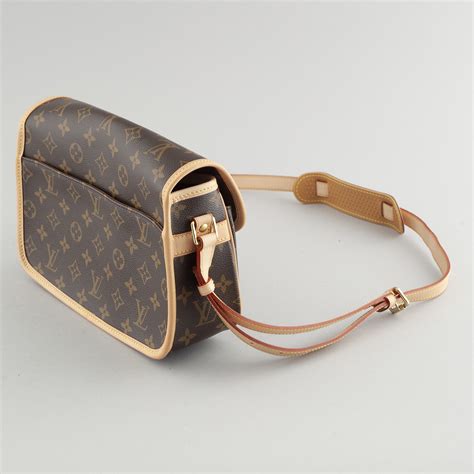 louis vuitton small black crossbody bag|louis vuitton crossbody bag new.